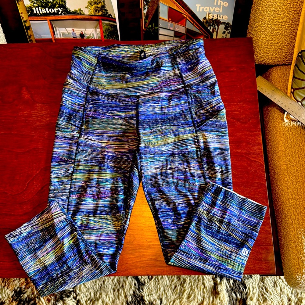 Lululemon 26’ crop leggings